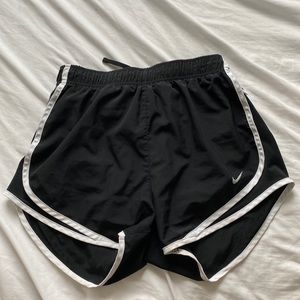 Nike women’s shorts